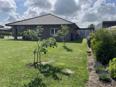 Cadenberge - Wie neu! Moderner Bungalow in ruhiger Lage.
