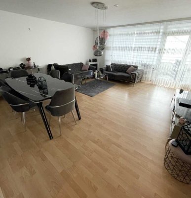 Gepflegte 3-Zimmer-Wohnung mit Balkon und Garage in Bielefeld-Brackwede