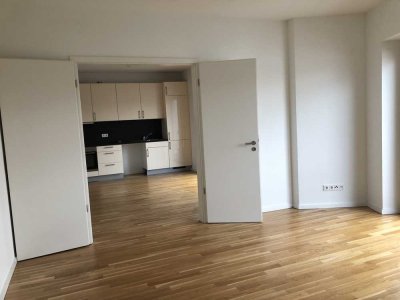 Attraktive 3-Zimmerwohnung - barrierefrei - sonnige Dachterrrasse - Aufzug  frei ab 1. November 2025