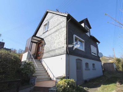 FREIRAUM4  +++ Kleines Haus mit schöner Fernsicht in kinderfreundlicher Umgebung