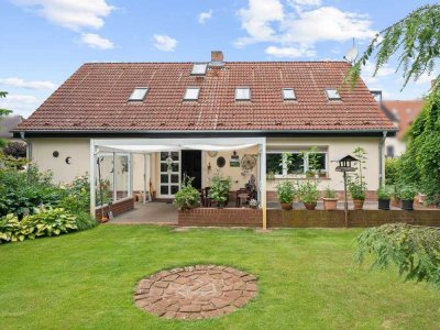 Viel Raum zum Leben – Zweifamilienhaus mit Charme, Komfort und Gartenidylle in Luckenwalde
