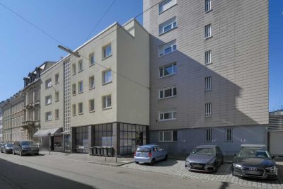 Ihre Kapitalanlage in gefragter Lage!
4-Zimmerwohnung mit Tiefgaragenstellplatz-Ideal für Studenten