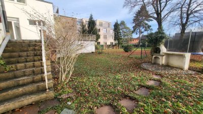 kürzlich saniert: 5 Zimmer, eigene Terrasse u. Garten - Hochparterre