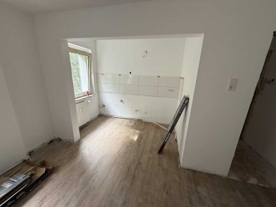 **Ab sofort** Erstbezug nach Sanierung** Rotthausen: Frisch renovierte 2-Zi. Whg. im EG