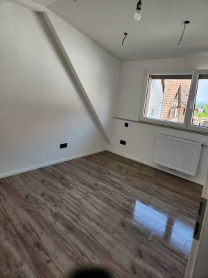 Freundliche 3,5-Zimmer-DG-Wohnung mit EBK in Ballrechten-Dottingen