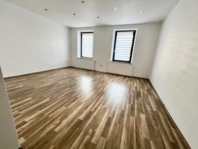 Lichtdurchflutete Erdgeschosswohnung mit Sonnenterrasse und Gartenidylle in Stolberg-Atsch