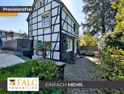 Ländliche Idylle trifft Fachwerk-Charme: Charmantes Einfamilienhaus im Grünen!
