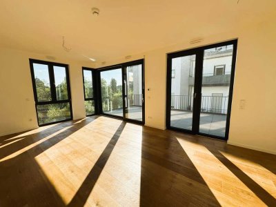 !!! Unikat am See - Wunderschöne Neubau-Wohnung mit riesiger Terrasse !!!