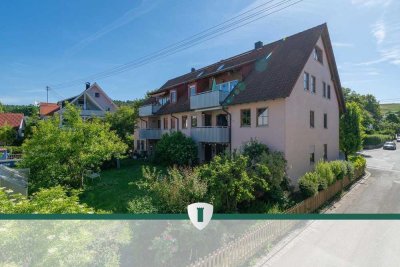Bezugsfreie 4,5-Zi.-Maisonettewohnung mit Balkon, 2 Bädern und Garage in Überlingen-Bonndorf