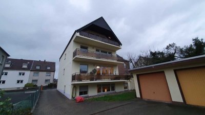 2-Zimmer Dachgeschoss-Wohnung mit Balkon in Leverkusen-Bürrig zu vermieten
