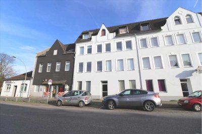 *2 Zimmer-Wohnung, 2. Etage* in Duisburg-Homberg, Kirchstr.