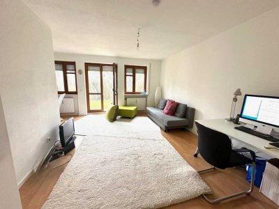 ***sonnige Gartenwohnung in absolut ruhiger Lage***