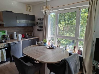 Schönes 2- Zimmer Appartement in zentraler Lage mit Balkon