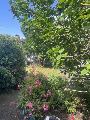 Einfamilienhaus in ruhiger Siedlungslage mit Garage, Garten, Sauna und vieles mehr!