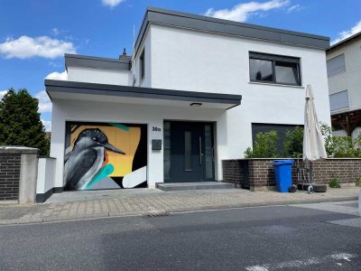 Schönes saniertes Haus in Bischofsheim, top Lage!