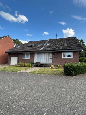 Freistehendes Einfamilienhaus mit 200 m² Wohnfläche – Naturblick und Gestaltungsspielraum