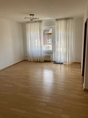 Helle 2-Zimmer Wohnung mit Balkon in Darum-Gretesch-Lüstringen