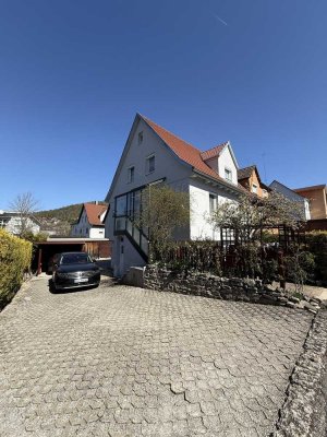 Charmantes und umfassend modernisiertes Ein-/Zweifamilienhaus