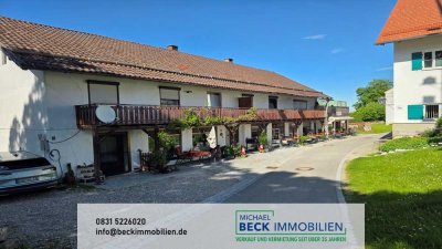 RENDITESTARKES WOHN- UND GESCHÄFTSHAUS IN ORTSMITTE VON BERNBEUREN