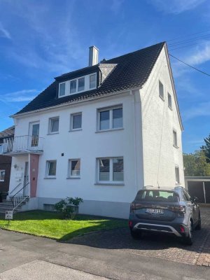 Schöne 2,5 Zimmer Wohnung in Niederkassel-Rheidt Rheinnähe