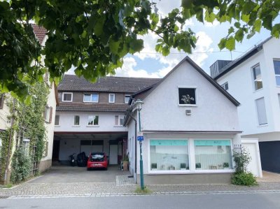 Wohn- und Geschäftshaus in Ortskernlage