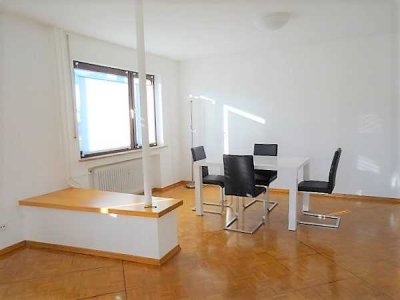 Teilmöblierte 3,5 Zimmer- Wohnung mit EBK und Terrasse in Oberkochen