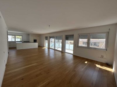 Helle 3,5-Zimmer Wohnung mit 2 Balkone im 1. OG in Ludwigshafen