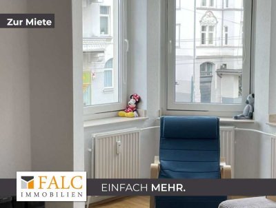 Exklusive 3 Zimmer Wohnung mit Balkon in zentraler Lage