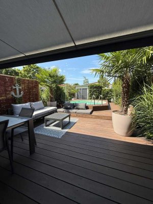 Ein Zuhause zum Verlieben – stilvolles Reihenmittelhaus mit Pool in Toplage · provisionsfrei