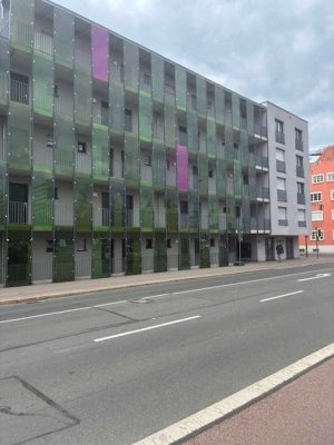 Studentenapartment - nahe Uni und im Zentrum von Erlangen mit Tiefgaragenparkplatz von Privat