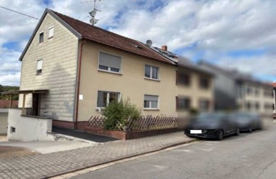 Schönes Mehrfamilienhaus in ruhiger Lage in Völklingen-OT