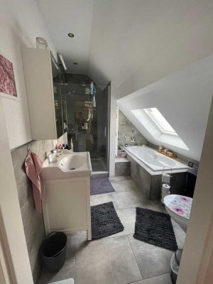 3 Zimmerwohnung Dachgeschosswohnung in Römerberg/ Heiligenstein