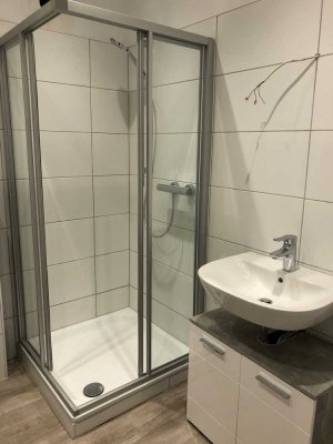 Erstbezug saniertes 2. OG - Besichtigung ab 3.5.