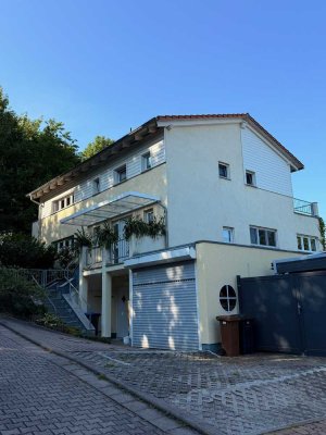 Arnstadt: Familien(t)raum mit Extra – Einliegerwohnung für Büro, Praxis oder Vermietung