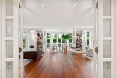 Zeitlose Architektur trifft private Großzügigkeit – Eine Residenz in Grunewalds Bestlage