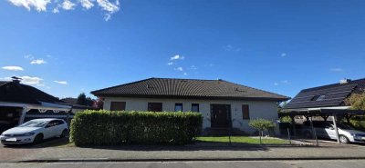 Vollständig renovierter Bungalow mit Keller, 2. Flurstück (auch zur Bebauung), Wintergarten, Kamin