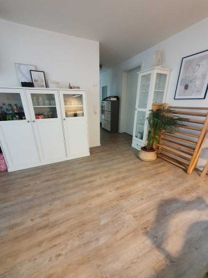 Moderne 3 Zimmer EG-Wohnung mit Garten, EBK und TG Stellplatz in zentraler Lage