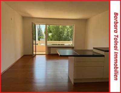 helle und moderne 2-Zimmer-Wohnung mit Balkon in Heilbronn