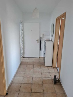 Renovierte 3-Zi.-Whg. in Willich, Küferstraße – Dach-Sondernutzung, hell, offen, viel Potenzial