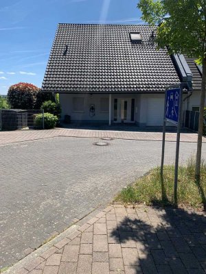 Exklusive DHH mit gehobener Innenausstattung in Bad Nauheim Kernstadt