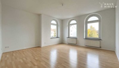 Helle 2 Zimmer Altbau-Wohnung in Rathingen Mitte, Stellplatz, Kellerraum. 4 Min. bis Innenstadt.