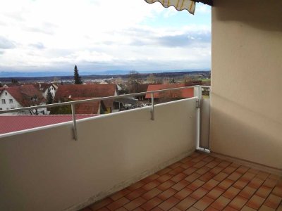 FERNSICHT INKLUSIVE! Helle 3 Zi- Etagen-WHG in Tettnang mit EBK, zwei Balkone & Garage zu vermieten!