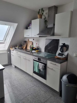 Helle 2-Zimmer-Wohnung mit EBK in Aachen-Vaalserquartier (auch WG geeignet)