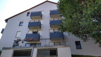 Schöne teilmöblierte 1-Zimmer-Wohnung mit Balkon, Keller und TG-Stellplatz in Pforzheim