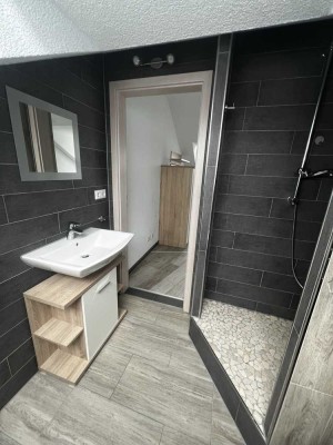Stilvolle 1-Raum-Dachgeschosswohnung in Külsheim