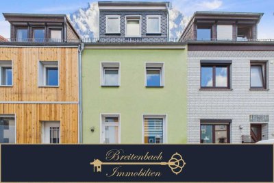 Bremen - Woltmershausen • Modernes Wohnen auf drei Ebenen – Reihenmittelhaus mit schönem Garten
