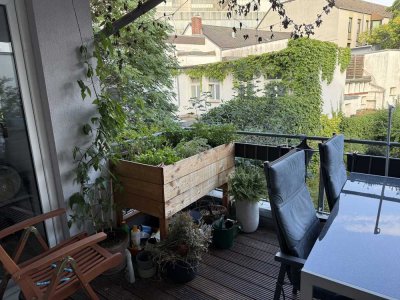 Schöne 3,5-Raum-Wohnung mit EBK und Balkon in Bonner Altstadt