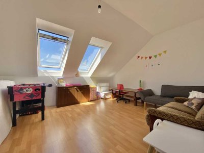 Familienfreundliches Haus mit 5 SZ & Garten - für kinderreiche Familien mit WBS