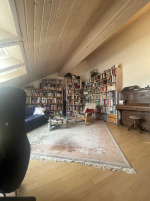Geschmackvolle 2 Zimmer-Dachgeschosswohnung in Mössingen