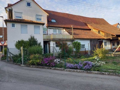 Ehem. Hofstelle mit Wohnhaus ,Scheune,Stallungen in Aspach-Teilort